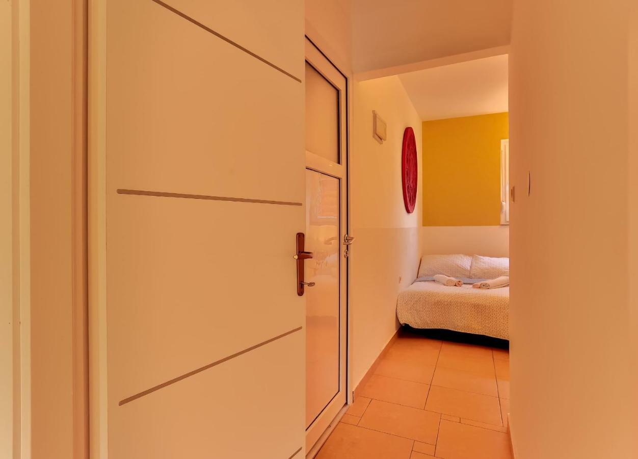 Apartments Dora Victoria Dream Medulin Bagian luar foto