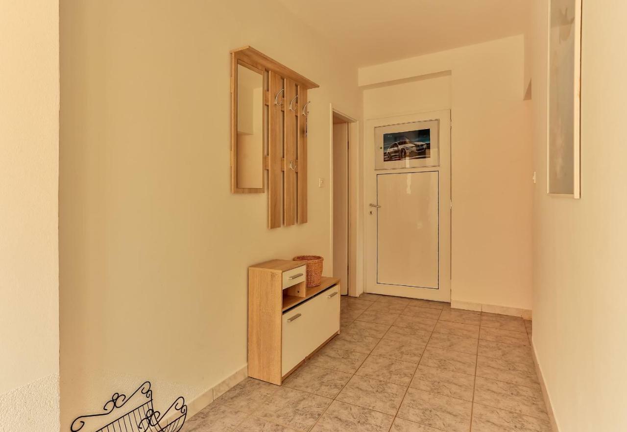 Apartments Dora Victoria Dream Medulin Bagian luar foto